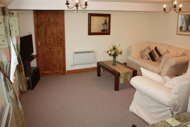 Robertsbridge Retreat At Cornhill Self Catering Apartments Phòng bức ảnh